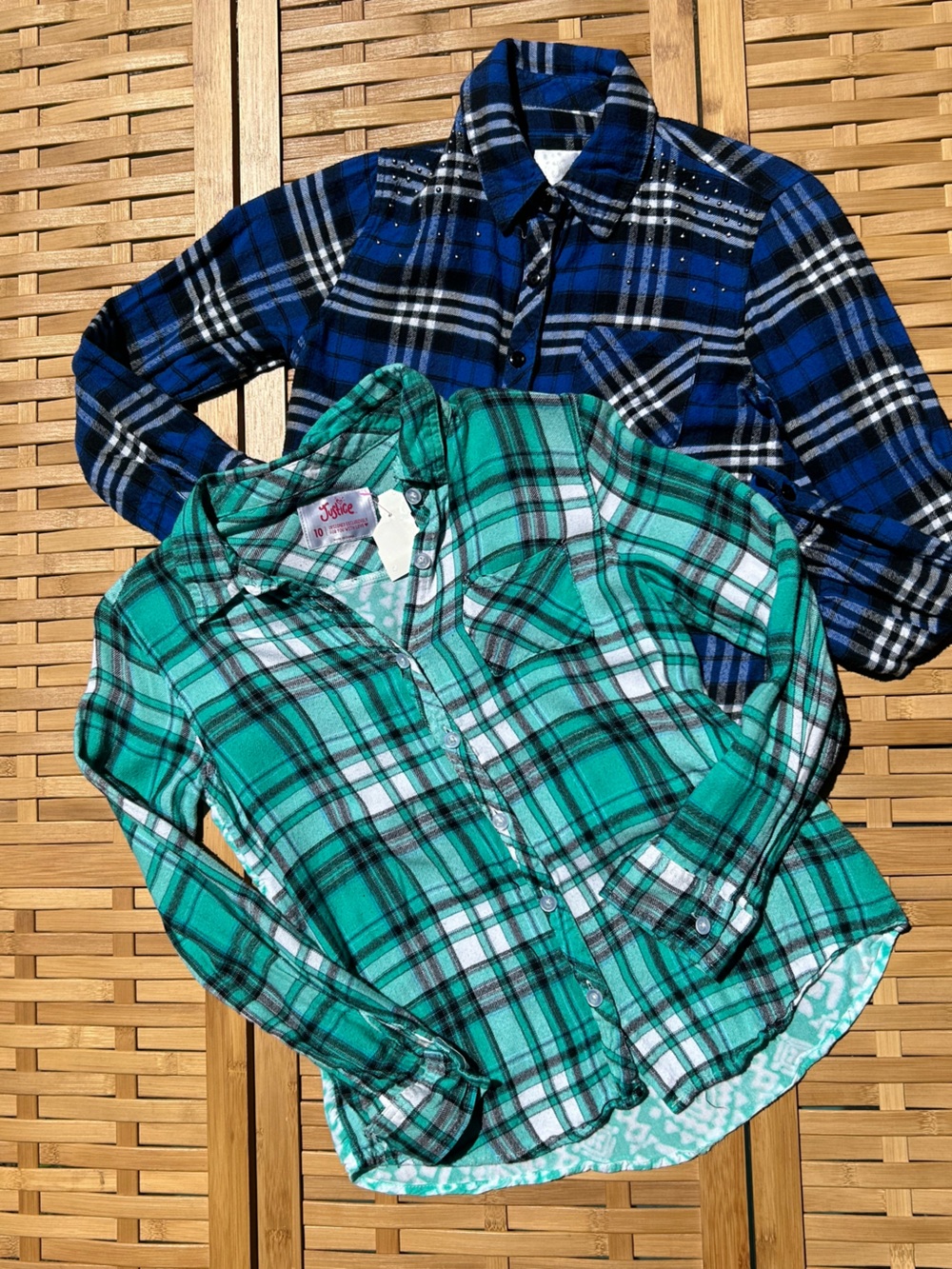 🔥3/$8- Justice- 2 light weight flannels
